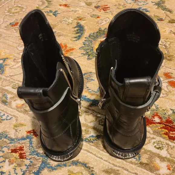 ZADIG AND VOLTAIRE Laureen Chain Embellished Leather Boots